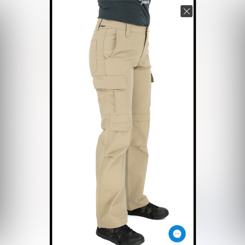 Women's Tan Cargo Pants